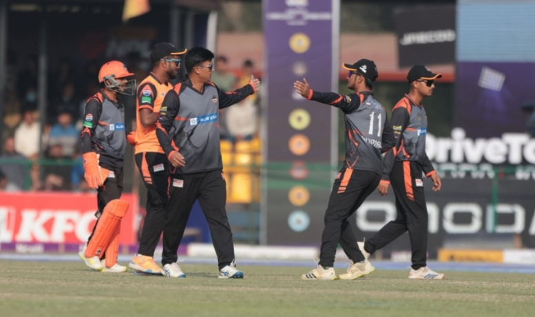 Chitwan Rhinos Edge Out Sudurpaschim Royals in NPL Thriller